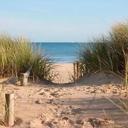 Appartement In Koksijde Near Sandy Beaches, Cleaning Included *