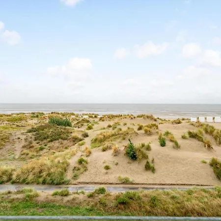 In Koksijde Near Sandy Beaches, Cleaning Included * Oostduinkerke